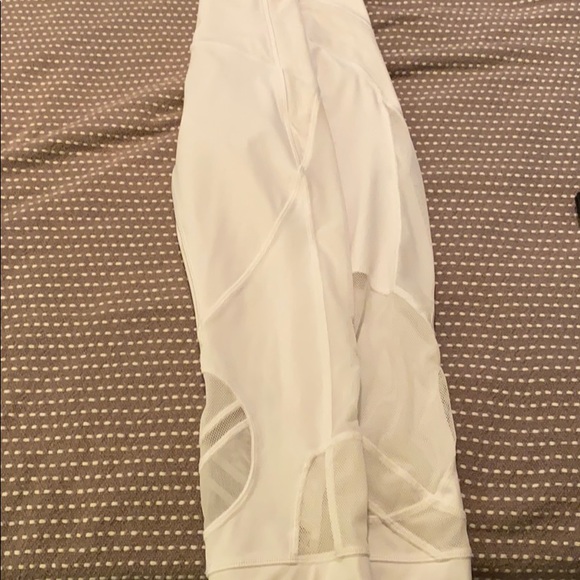 Lululemon Crops - Picture 4 of 6